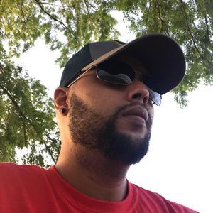 Meet your Posher, Elliott